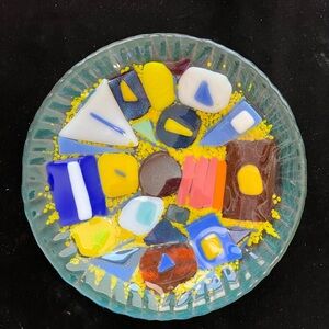 Handmade Fused Glass Bowl Sun Lover Design by Victoria Heisler 8.5” Kiln Formed